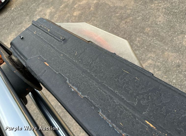 image for item MQ9367 2008 GMC C7500  forestry bucket truck