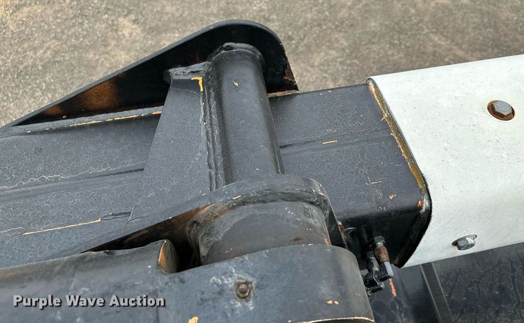 image for item MQ9367 2008 GMC C7500  forestry bucket truck