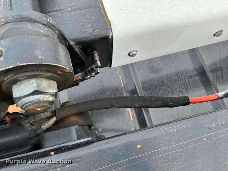 image for item MQ9367 2008 GMC C7500  forestry bucket truck