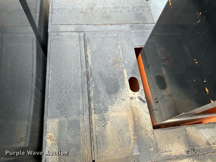 image for item MQ9367 2008 GMC C7500  forestry bucket truck