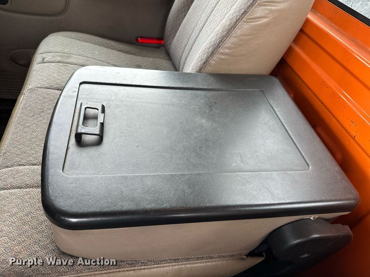 image for item MQ9367 2008 GMC C7500  forestry bucket truck