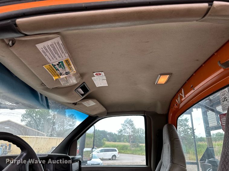 image for item MQ9367 2008 GMC C7500  forestry bucket truck