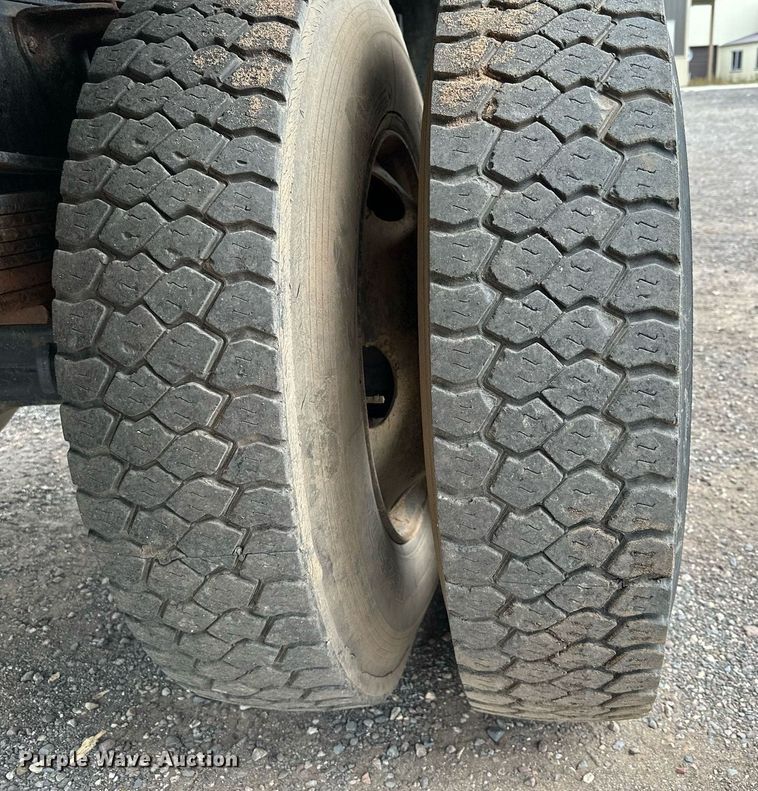 image for item MQ9367 2008 GMC C7500  forestry bucket truck