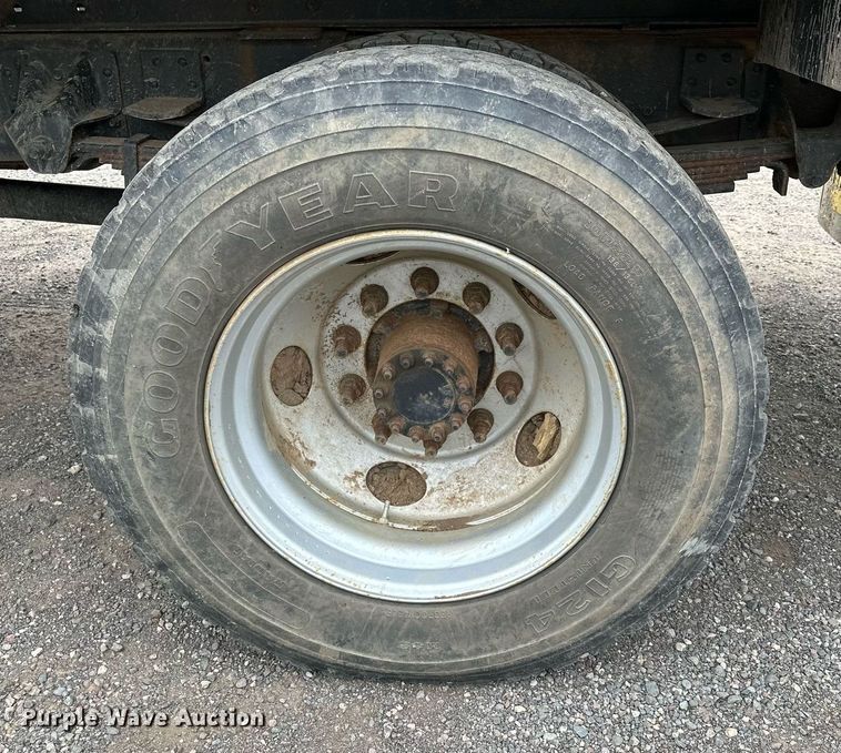 image for item MQ9367 2008 GMC C7500  forestry bucket truck