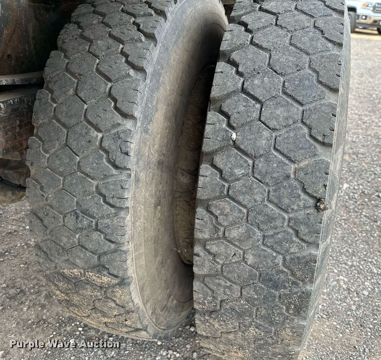 image for item MQ9367 2008 GMC C7500  forestry bucket truck