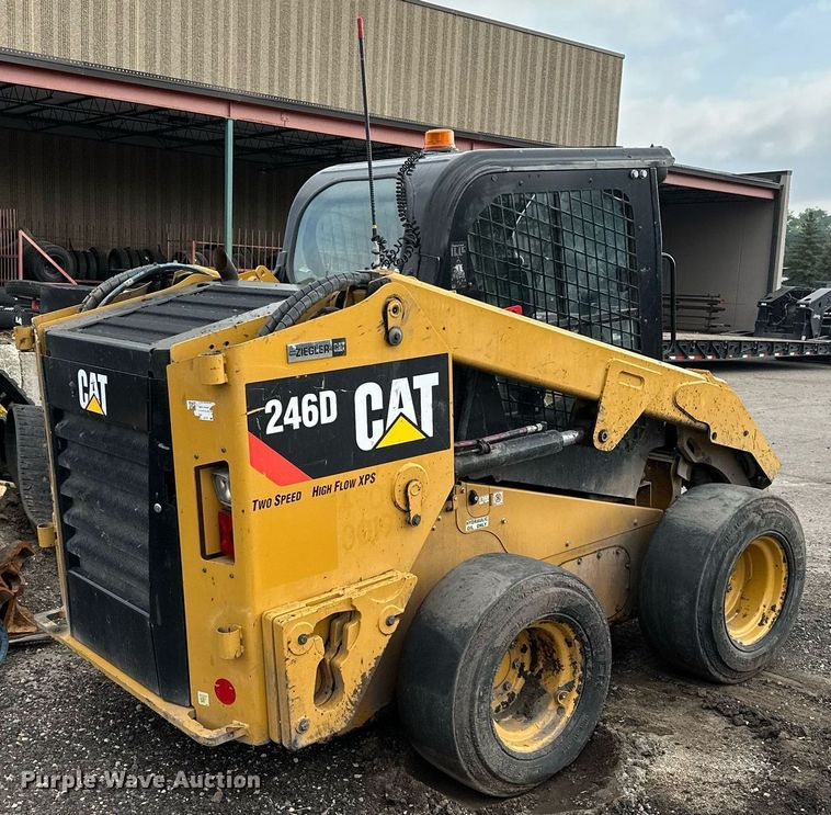image for item MQ9370 2019 Caterpillar 246D  skid steer loader