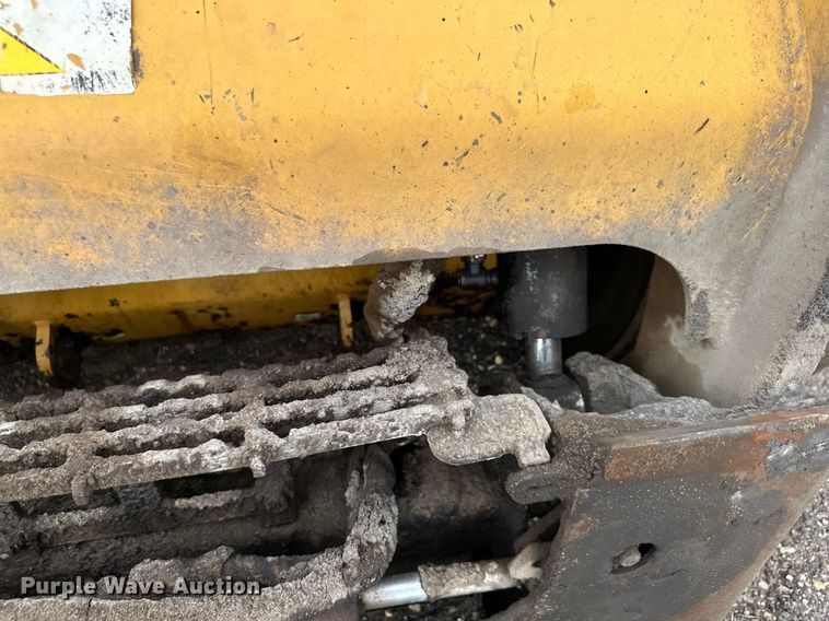 image for item MQ9370 2019 Caterpillar 246D  skid steer loader