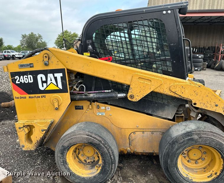 image for item MQ9370 2019 Caterpillar 246D  skid steer loader