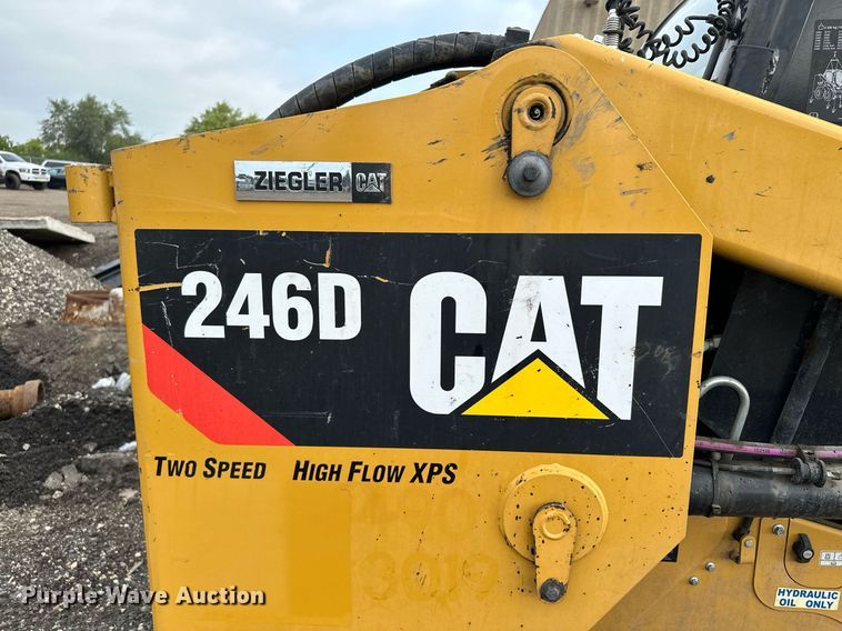 image for item MQ9370 2019 Caterpillar 246D  skid steer loader