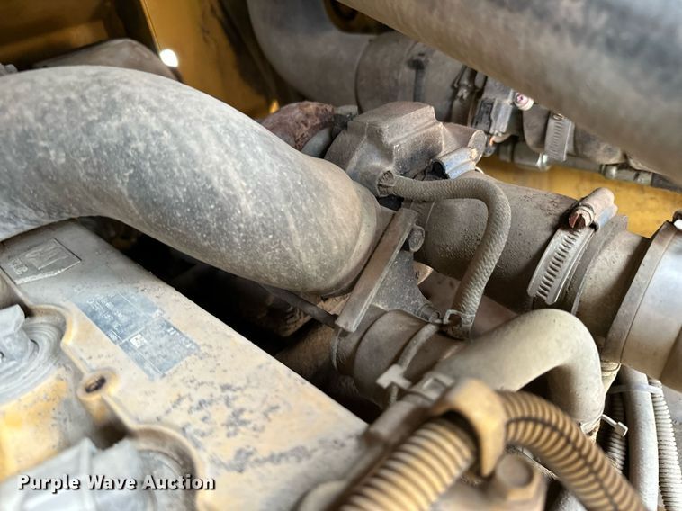 image for item MQ9370 2019 Caterpillar 246D  skid steer loader