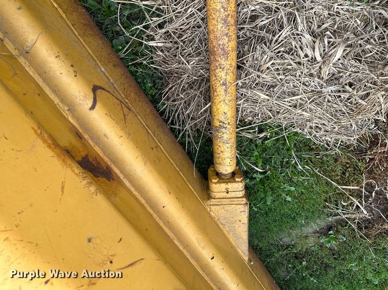 image for item MQ9376 1978 Caterpillar D6D  dozer