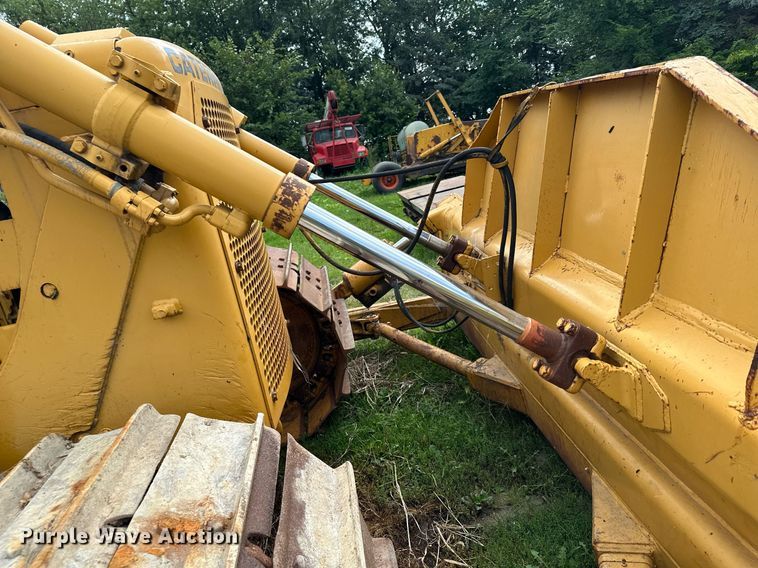 image for item MQ9376 1978 Caterpillar D6D  dozer