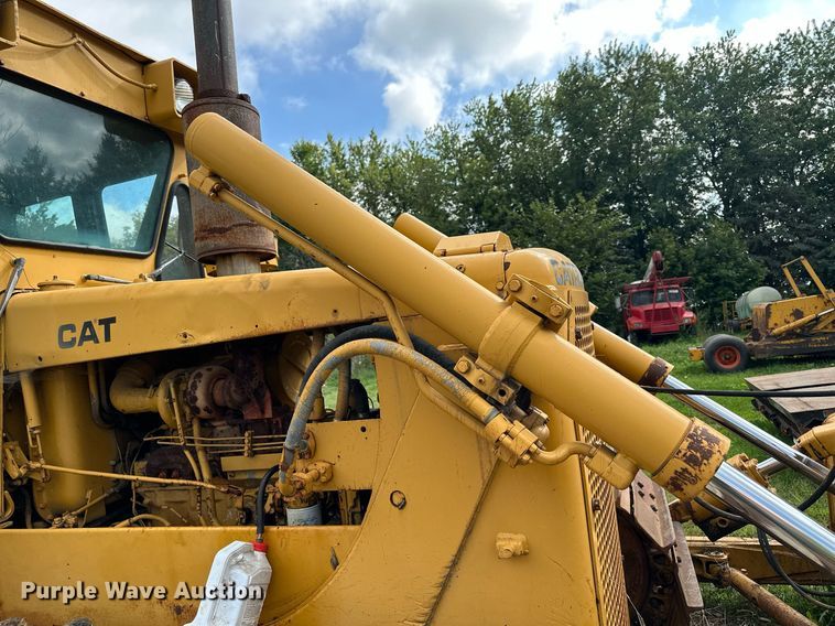 image for item MQ9376 1978 Caterpillar D6D  dozer