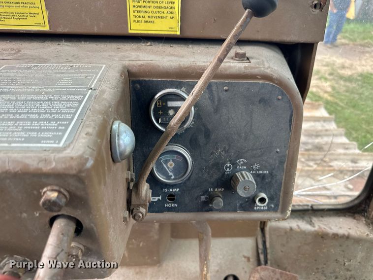 image for item MQ9376 1978 Caterpillar D6D  dozer