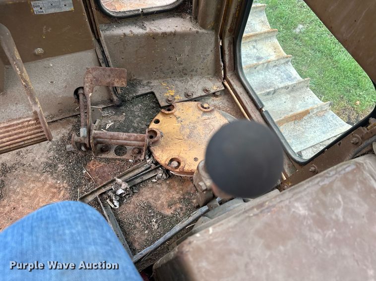 image for item MQ9376 1978 Caterpillar D6D  dozer