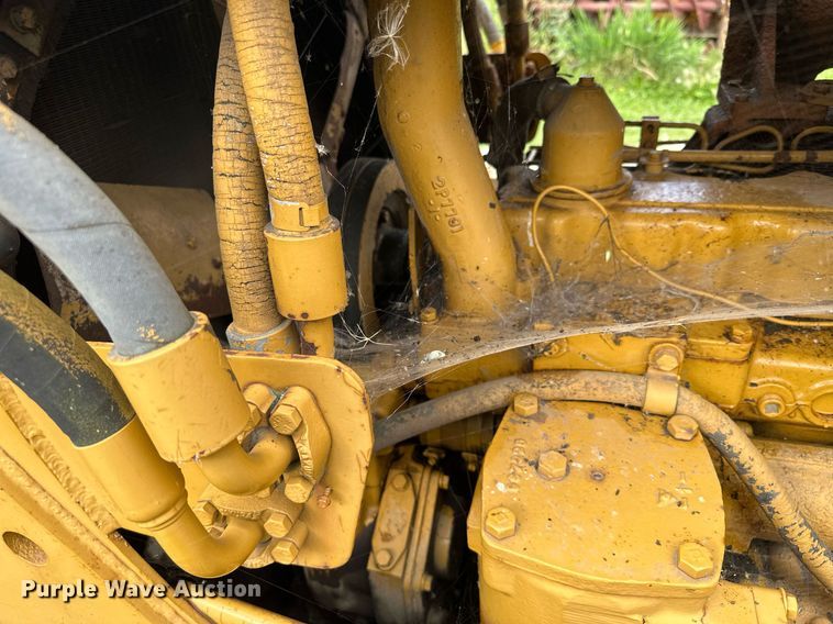 image for item MQ9376 1978 Caterpillar D6D  dozer