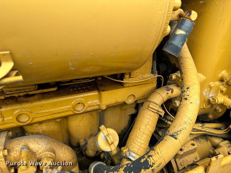 image for item MQ9376 1978 Caterpillar D6D  dozer