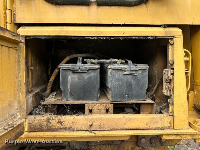 image for item MQ9376 1978 Caterpillar D6D  dozer