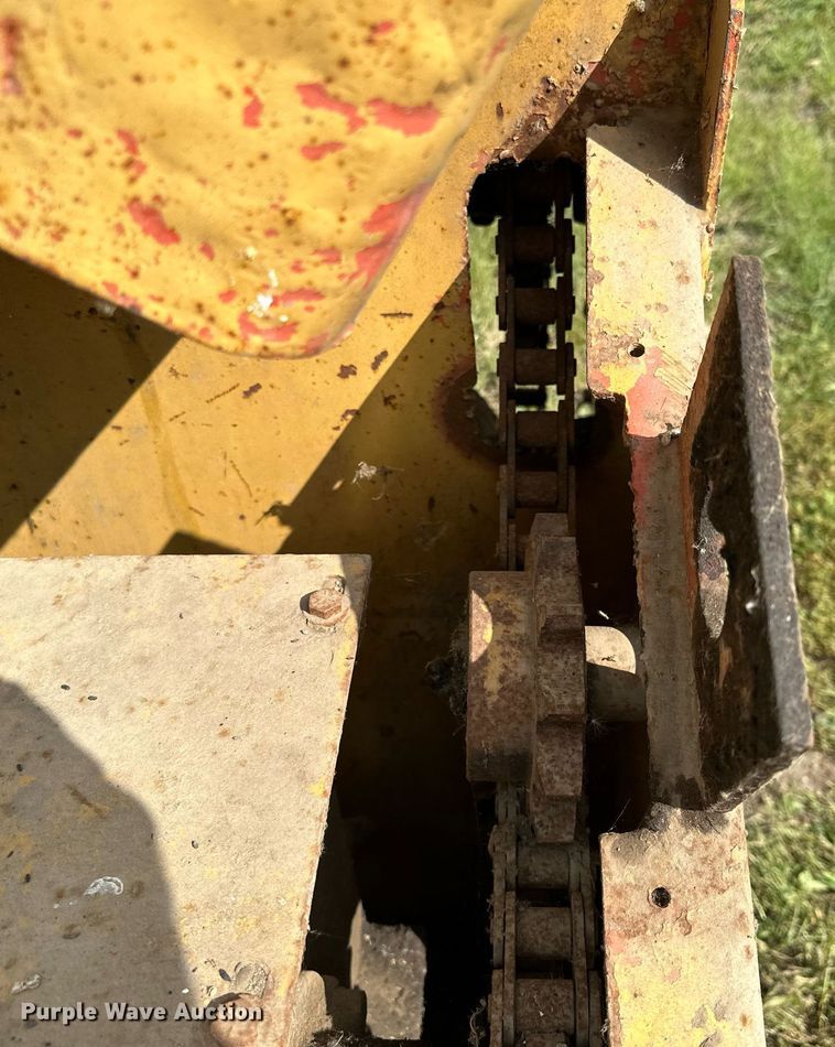 image for item MQ9377 Wasau 86-124SC-A  snow blower