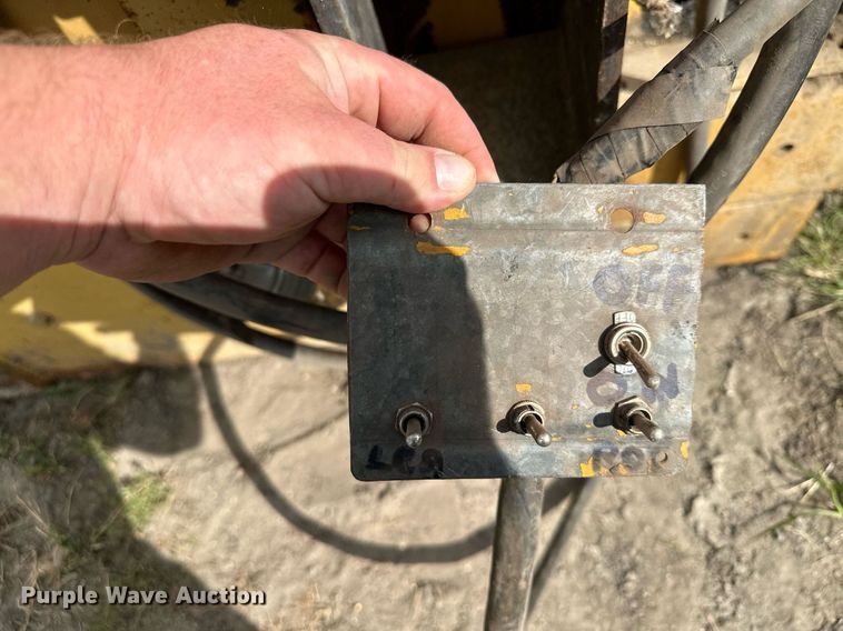 image for item MQ9377 Wasau 86-124SC-A  snow blower