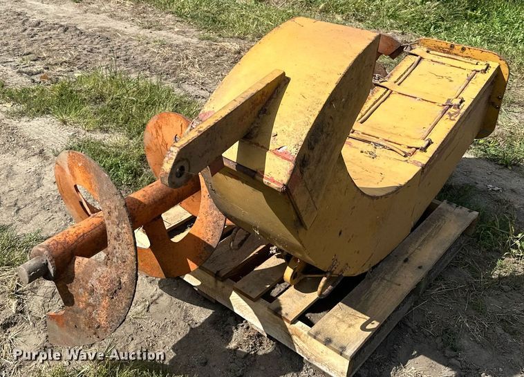 image for item MQ9377 Wasau 86-124SC-A  snow blower