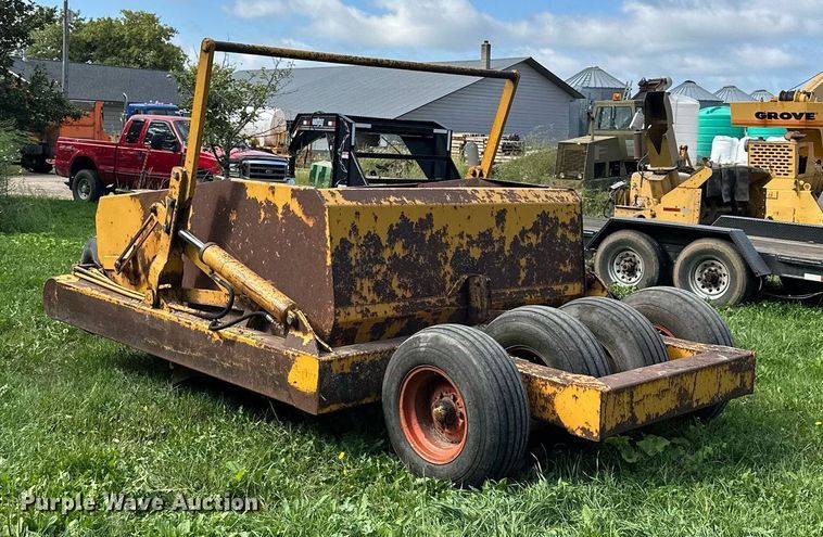 image for item MQ9378 Midland Manufacturing M86  scraper