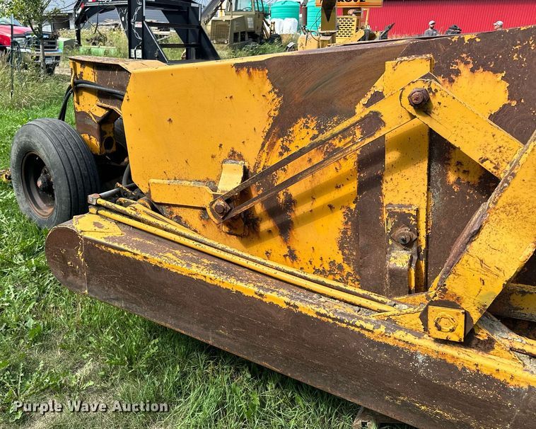 image for item MQ9378 Midland Manufacturing M86  scraper