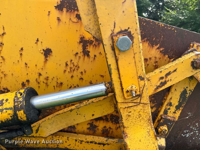 image for item MQ9378 Midland Manufacturing M86  scraper