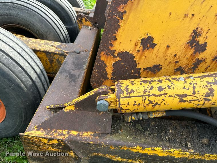 image for item MQ9378 Midland Manufacturing M86  scraper