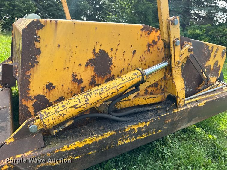 image for item MQ9378 Midland Manufacturing M86  scraper