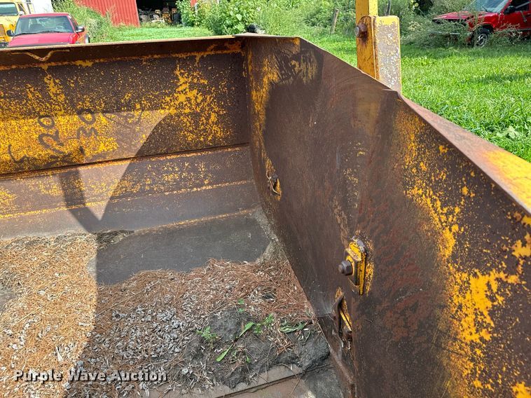 image for item MQ9378 Midland Manufacturing M86  scraper