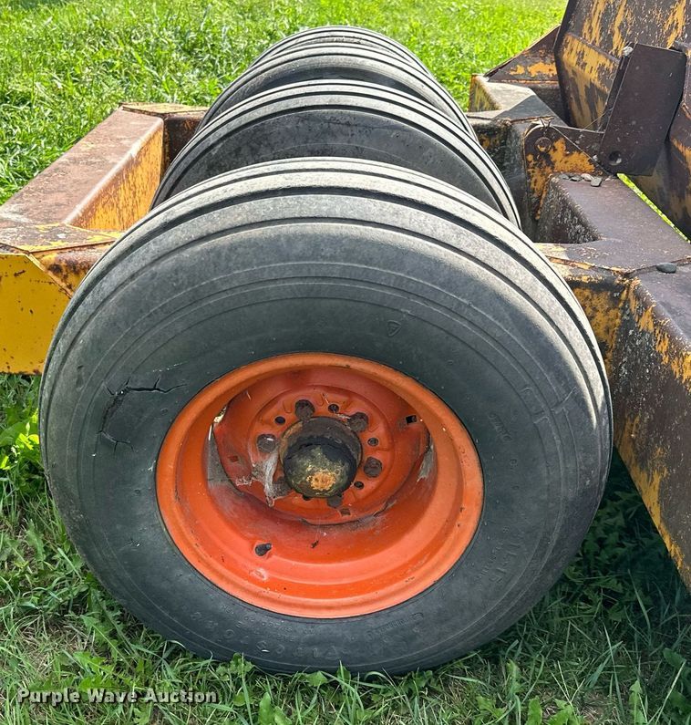 image for item MQ9378 Midland Manufacturing M86  scraper