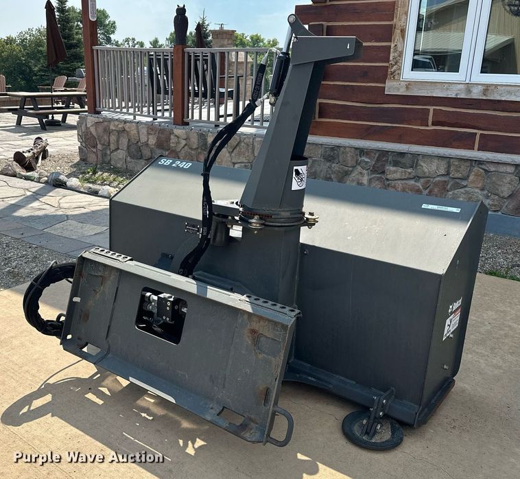 image for item MQ9382 2014 Bobcat SB240X 72  skid steer snow blower