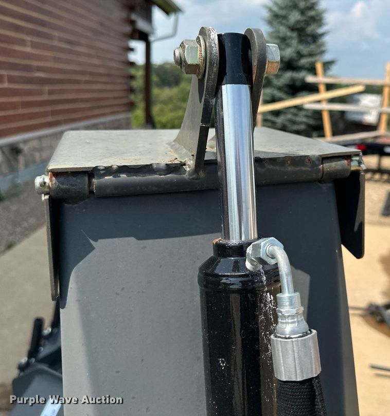 image for item MQ9382 2014 Bobcat SB240X 72  skid steer snow blower