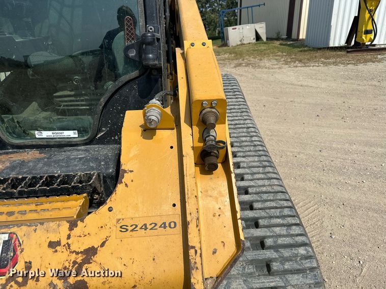image for item MQ9387 2020 Caterpillar 299D3  tracked skid steer loader
