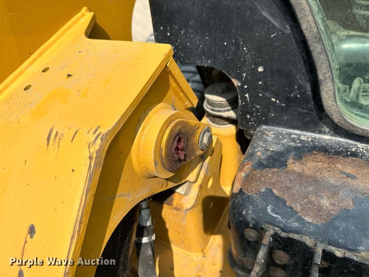 image for item MQ9387 2020 Caterpillar 299D3  tracked skid steer loader