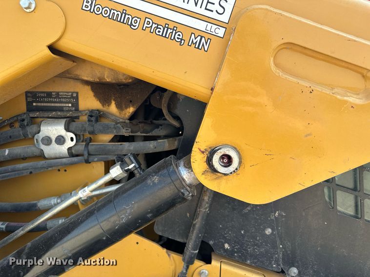 image for item MQ9387 2020 Caterpillar 299D3  tracked skid steer loader