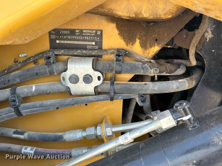 image for item MQ9387 2020 Caterpillar 299D3  tracked skid steer loader