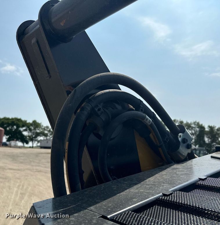 image for item MQ9387 2020 Caterpillar 299D3  tracked skid steer loader