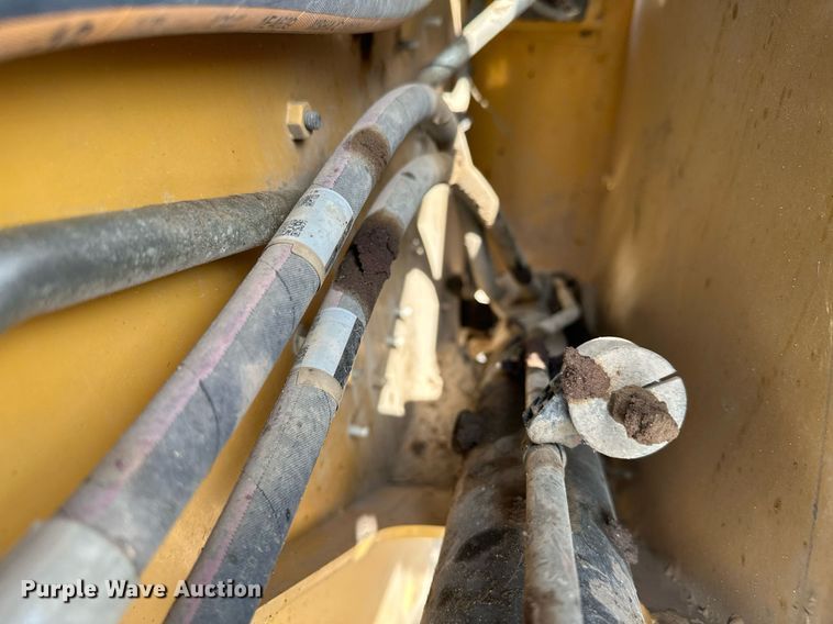 image for item MQ9387 2020 Caterpillar 299D3  tracked skid steer loader