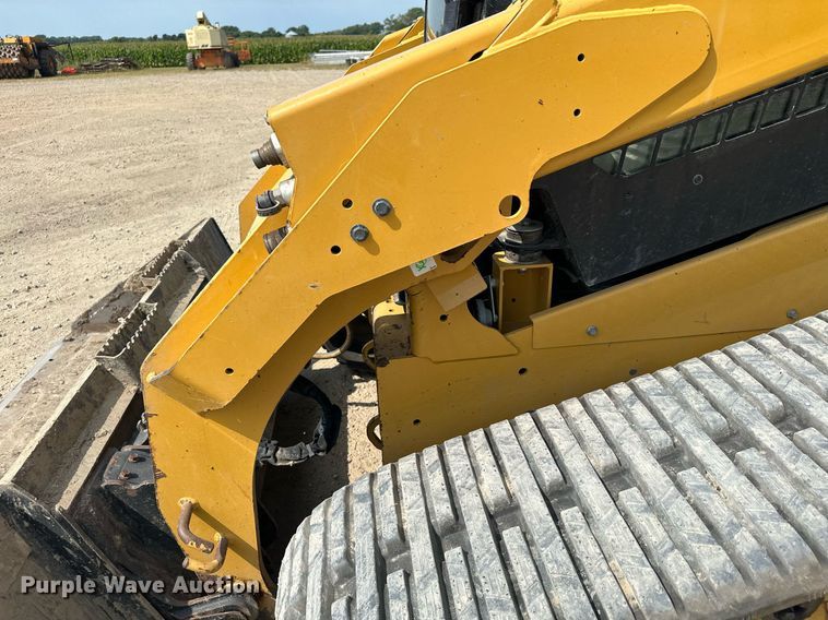 image for item MQ9387 2020 Caterpillar 299D3  tracked skid steer loader