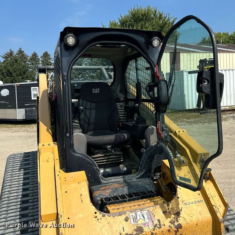 image for item MQ9387 2020 Caterpillar 299D3  tracked skid steer loader