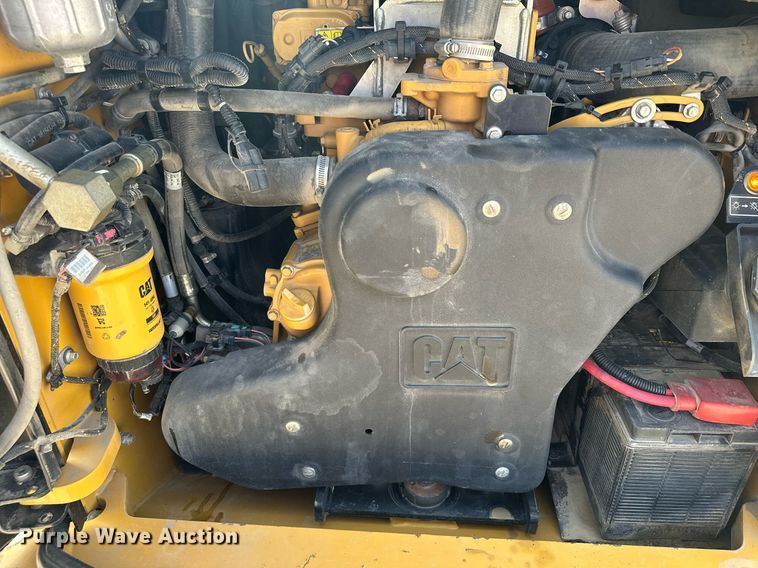 image for item MQ9387 2020 Caterpillar 299D3  tracked skid steer loader
