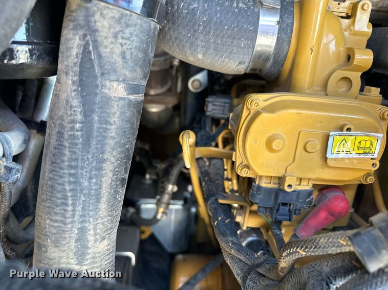 image for item MQ9387 2020 Caterpillar 299D3  tracked skid steer loader