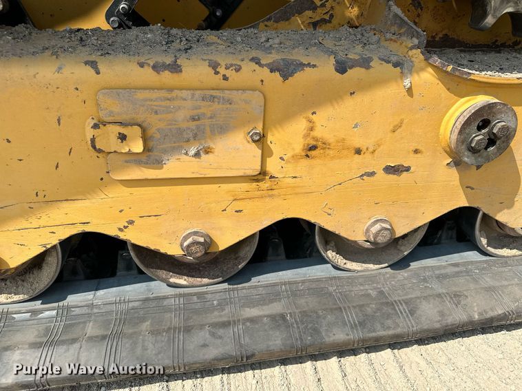 image for item MQ9387 2020 Caterpillar 299D3  tracked skid steer loader