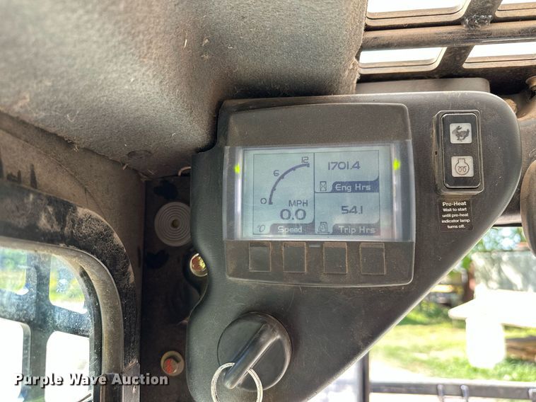 image for item MQ9388 2015 Terex PT-110  tracked skid steer loader