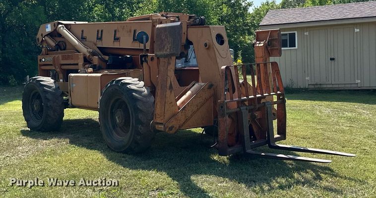 image for item MQ9391 Lull 1044C-54 telehandler