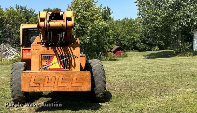 image for item MQ9391 Lull 1044C-54 telehandler