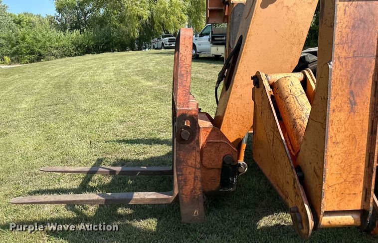 image for item MQ9391 Lull 1044C-54 telehandler