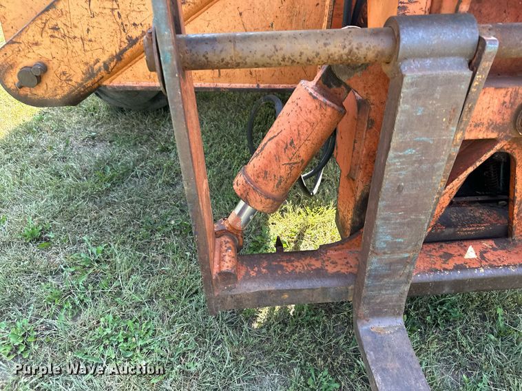 image for item MQ9391 Lull 1044C-54 telehandler